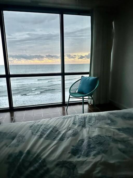 Beautiful Oceanfront Two Bedroom Condo Daytona Beach Extérieur photo